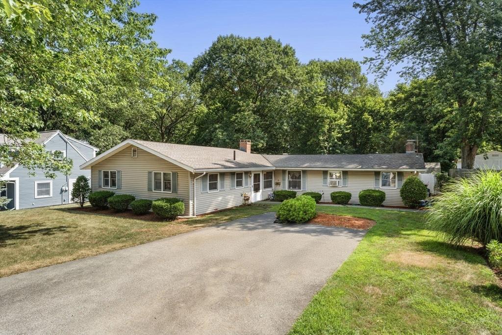 4 Price Rd, Peabody, Massachusetts 01960