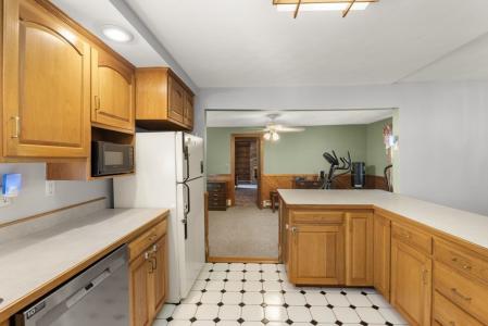 4 Price Rd, Peabody, Massachusetts 01960