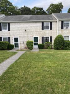 135 W Main St , 23, Barnstable, Massachusetts 02601, États-Unis