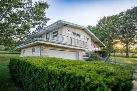 10081 US Highway 63, West Plains, Missouri 65775, USA