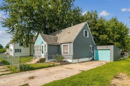 112 N Madison St, Hazleton, 아이오와 50641, 미국