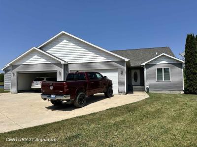 123/125 Pearson, Beaverton, Michigan 48612, HOA KỲ