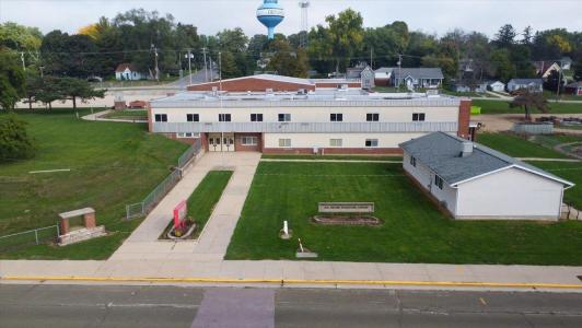520 E Holum Street, Deforest, Wisconsin 53532, USA