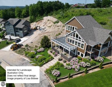 4229 Eagles View, Traverse City, Michigan 49684-7085, USA