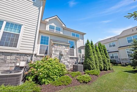 42787 Cardinal Way, Novi, Michigan 48375, Estados Unidos