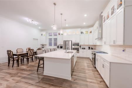 1452 Lake Haven Lane, Westfield, Indiana 46074, USA