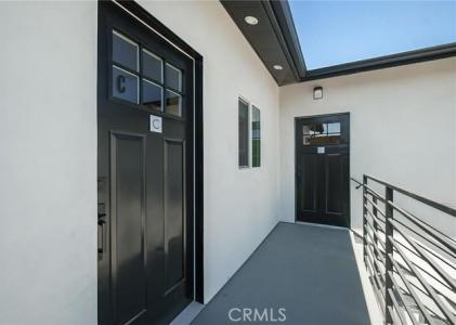 14734 Gilmore Street C, Van Nuys, Kaliforniya 91411, Amerika Birleşik Devletleri