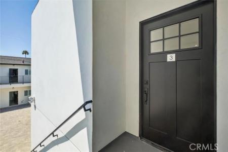 14732 Gilmore Street 3, Van Nuys, Kaliforniya 91411, Amerika Birleşik Devletleri