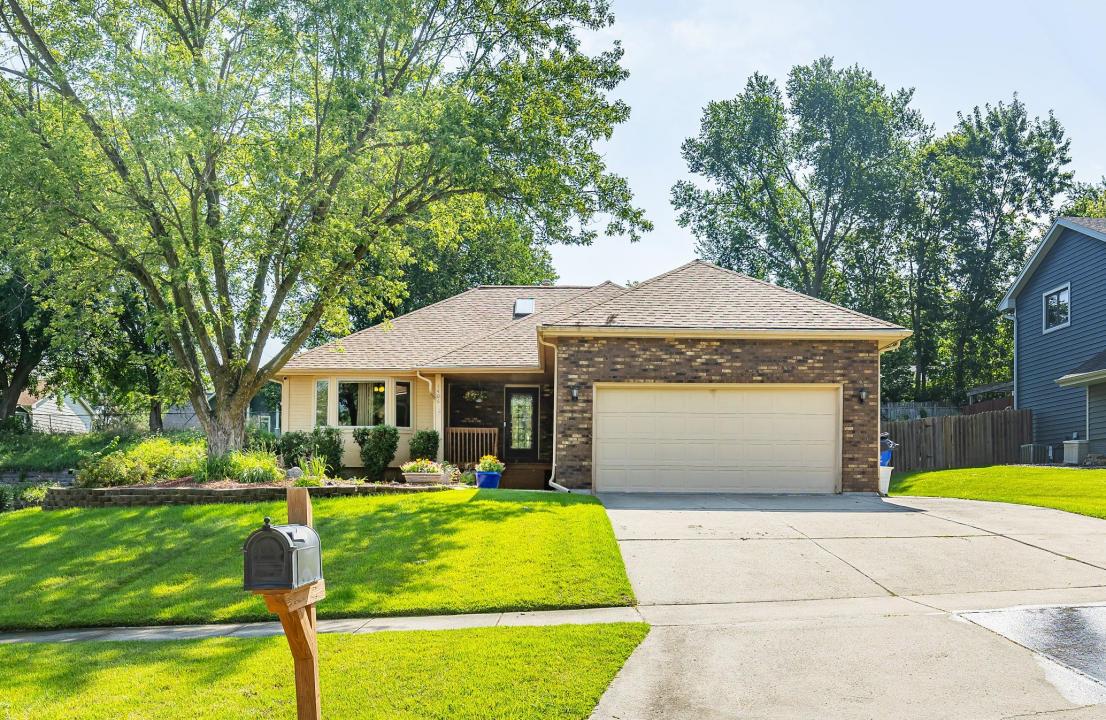 1406 North B Street, Indianola, Iowa 50125
