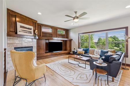 15914 Wilden Drive, Urbandale, Iowa 50323, Estados Unidos