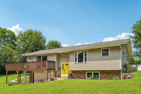 519 W Burns Street, Portage, Wisconsin 53901, USA