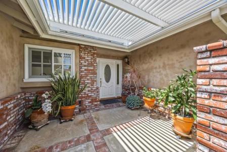 532 E Chestnut Av, Orange, California 92867, HOA KỲ