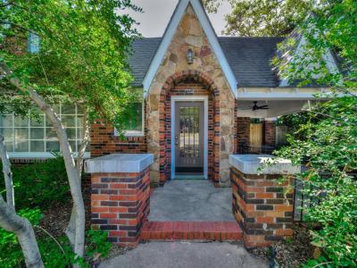 1412 N Riverside Drive, Fort Worth, تكساس 76111, الولايات المتحدة