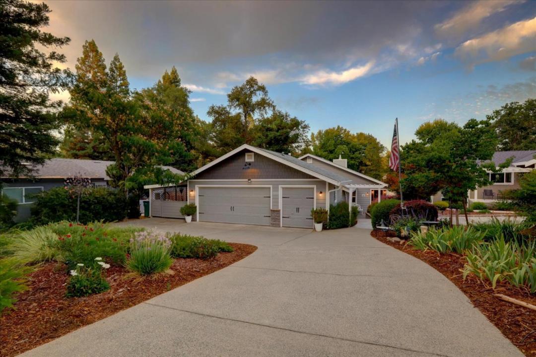 23714 Shadow Drive, Auburn, California 95602, Stati Uniti