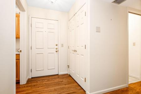 6115 Lincoln Drive , 149, Edina, Minnesota 55436, USA