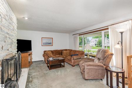 426 College Place, St Louis, Michigan 48880, USA