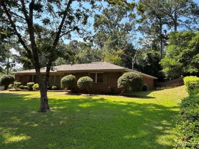 3034 Overlook Drive, Montgomery, Alabama 36109, USA