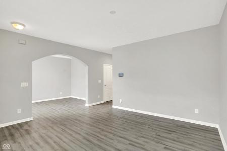 9736 Rolling Plain Drive , 5302, Noblesville, インディアナ 46060, アメリカ合衆国