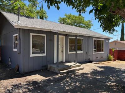 3660 Park Street, Clearlake, California 95422, Stati Uniti