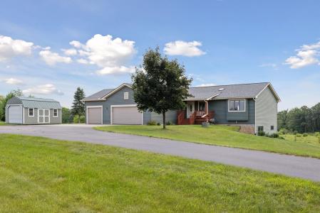 1057 144th Avenue, New Richmond, ウィスコンシン 54017, アメリカ合衆国