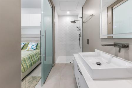 HARBOUR WALK TURNKEY BOUTIQUE CONDO, Prospect, Grand Cayman, Quần Đảo Cayman