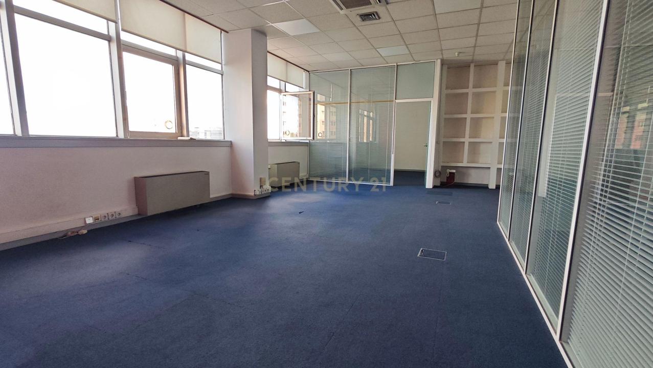 葡京, 葡京 1900-223, 葡萄牙