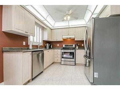 45 BUTTERNUT DRIVE, Barrie, 安大略省 L4N 9Z8, 加拿大