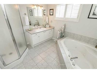 45 BUTTERNUT DRIVE, Barrie, Ontario L4N 9Z8, Canada