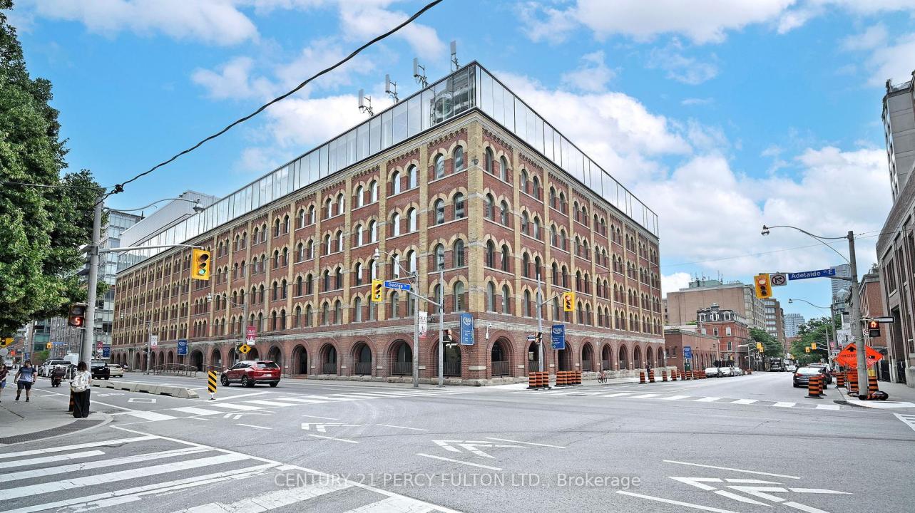 112 GEORGE STREET, Toronto, אונטריו M5A 2M5, קנדה