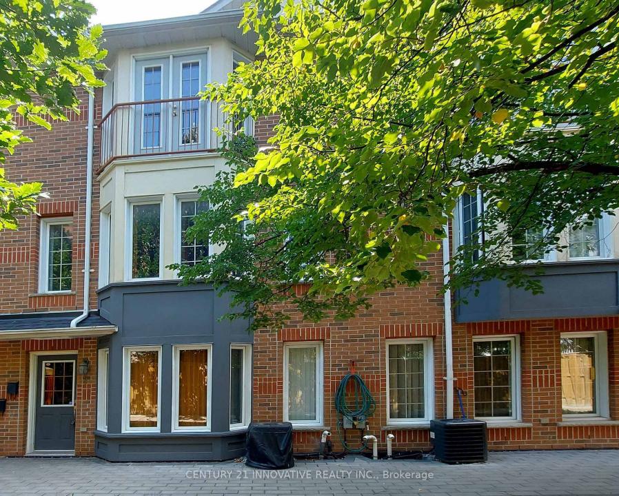 151 TOWNSGATE DRIVE, Vaughan, Ontario L4J 8J7, Canada