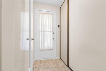 2018 DEERHURST COURT, Beacon Hill North - South And Area, Ontario K1J 8H1, Canada