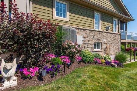 301 TELFORD TRAIL, Georgian Bluffs, Ontario N0H 1S0, Canada