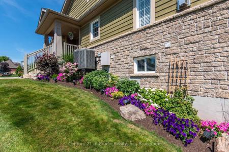 301 TELFORD TRAIL, Georgian Bluffs, Ontario N0H 1S0, Canada
