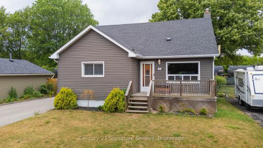 523 CLARENCE STREET, Port Colborne, Ontario L3K 3H3, Canada