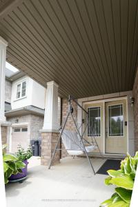 42 LOLA CRESCENT, Brampton, Ontario L7A 4J8, Canada