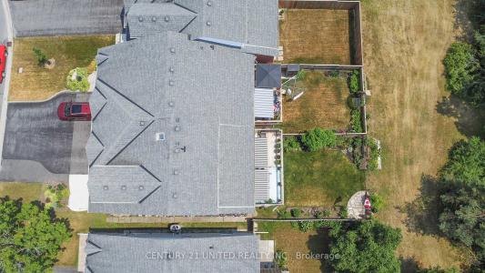 1360 LILLICO CRESCENT, Peterborough West, Ontario K9K 2K9, Canada
