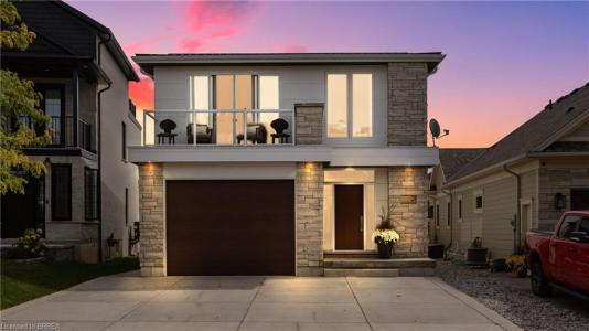 80 NEW LAKESHORE ROAD, Port Dover, Ontario N0A 1N8, Canada
