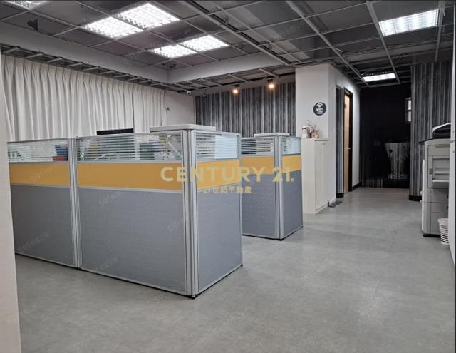 忠孝東路一段, Zhongzheng Dist., Taipei 100, Tayvan