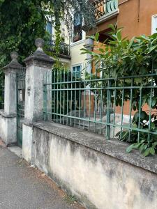 Via Giovanna Murari Brà, Verona, ヴェネト 37136, イタリア
