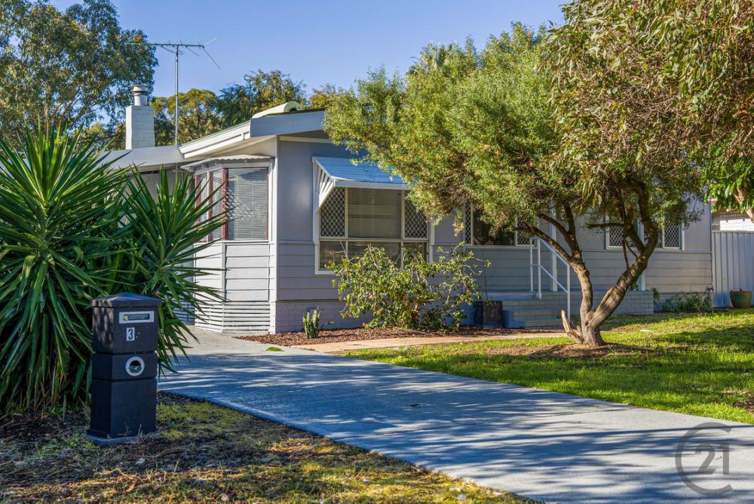 31 Terry Crescent, Mandurah, WA 6210, Australia