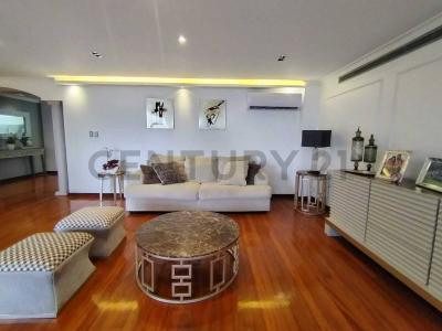 LOMAS DE URDESA DPTO 3 3, Guayaquil, Guayas 00001, Equador