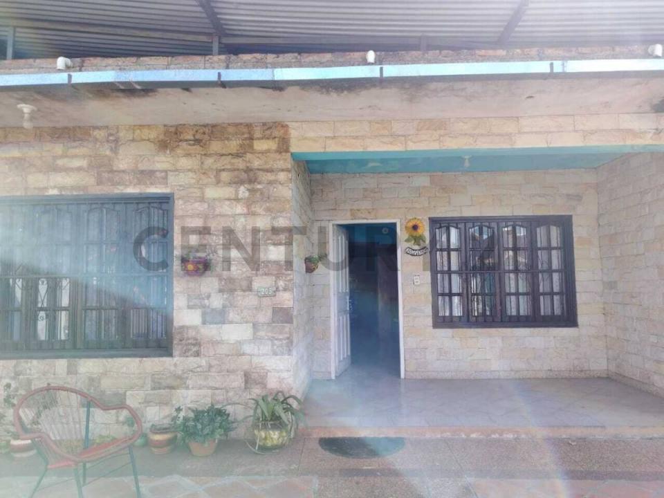 San Jorge entre Americo Picco y San Ramon , Villa Elisa, Fernheizung 00001, Paraguay