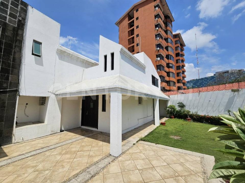 Prolongación Avenida 27 de febrero 3213,, Villahermosa Centro, Tabasco 86035, Mexique