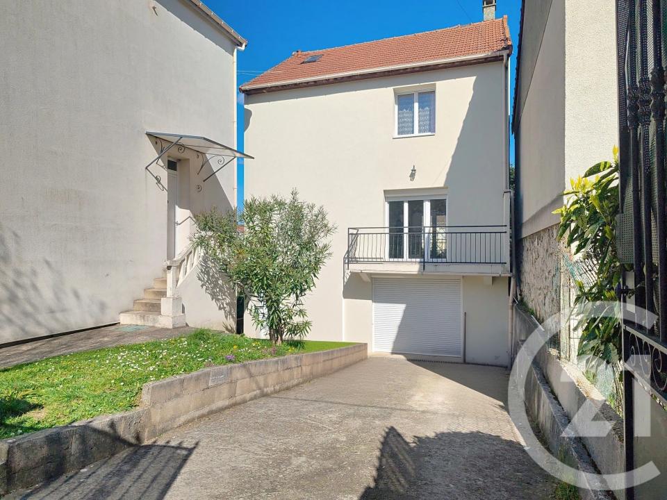 Stains, Иль-де-Франс 93240, Франция