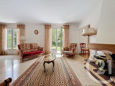 Pontault Combault, Île-de-France 77340, Pháp