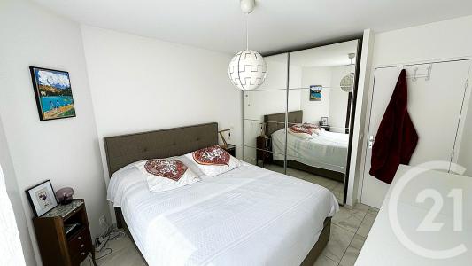 Puteaux, Île-de-France 92800, France