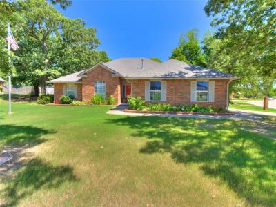 154 Woodlands Drive, Harrah, Oklahoma 73045, Estados Unidos