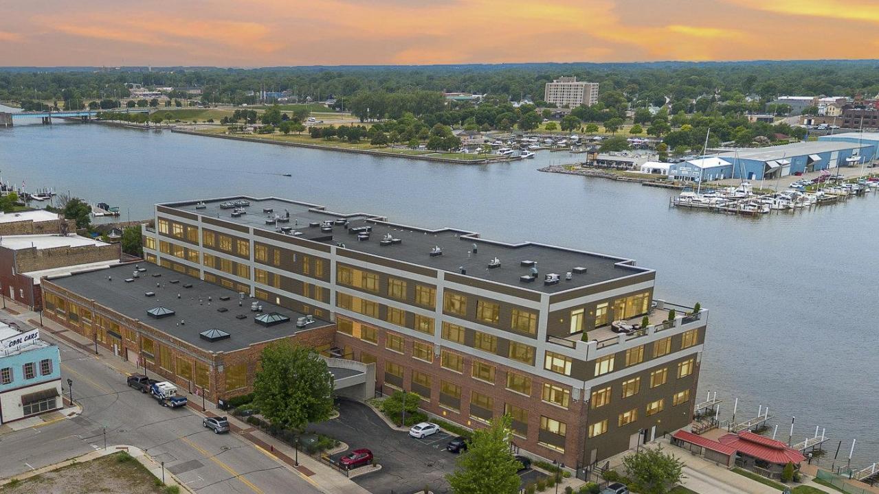 1111 N Water , 403, Bay City, Michigan 48707, USA