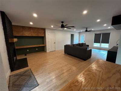 12811 S 124th EastAvenue, Broken Arrow, אוקלהומה 74011, ארצות הברית של אמריקה