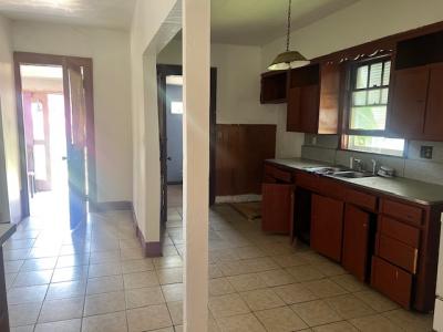 530 E. Franklin St., Kenton, Ohio 43326, USA